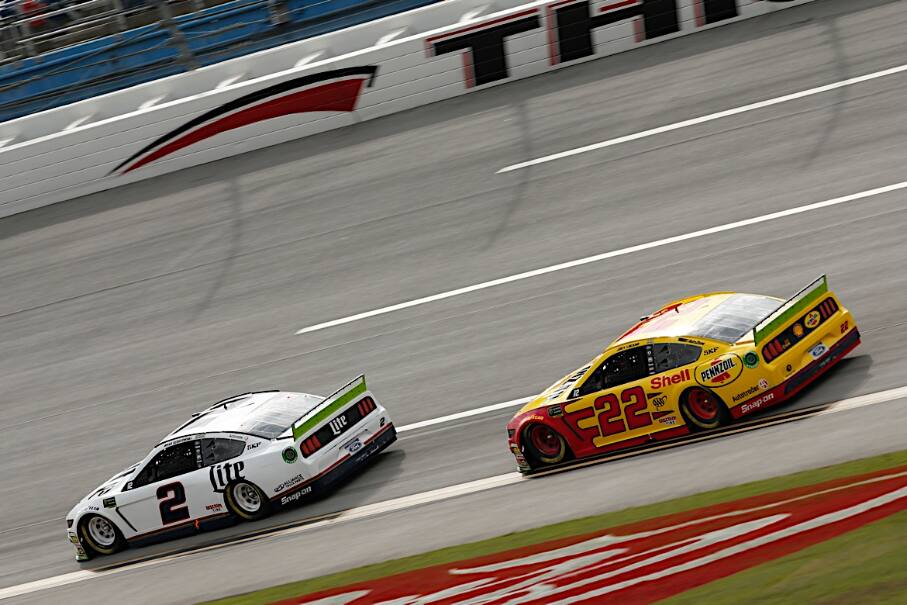 His teammate Brad Keselowski (#2, 18th) came up just one playoff spot short of advancing. His teammate Brad Keselowski (#2, 18th) came up just one playoff spot short of advancing.